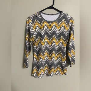 J. McLaughlin Signature Catalina Cloth Knit Printed Crew Neck Tee Shirt Small